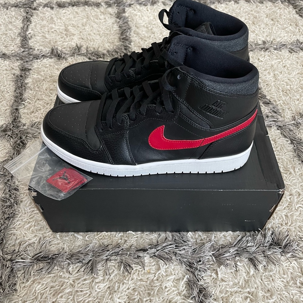 2015 Nike Air Jordan Retro I “Rare Air” Size 11 Used in GREAT Shape!